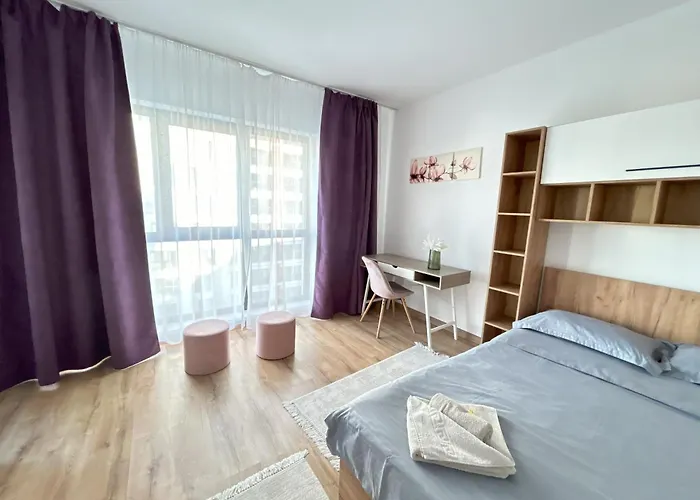 Chic With Balcony At Exigent Plaza - 05 * Bukareszt