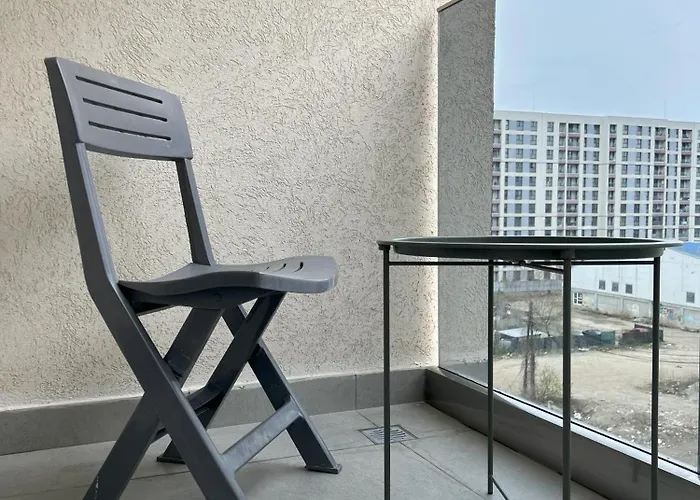 Chic With Balcony At Exigent Plaza - 05 アパート ブカレスト