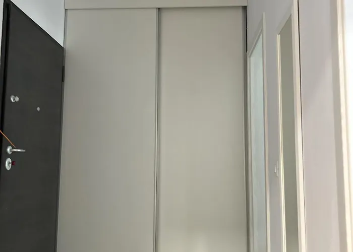 Chic With Balcony At Exigent Plaza - 05 * ブカレスト