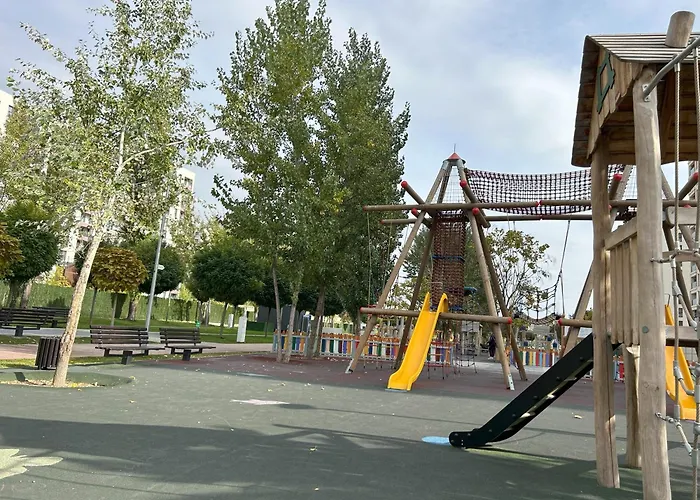 Chic With Balcony At Exigent Plaza - 05 * Bukareszt