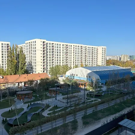 Chic With Balcony At Exigent Plaza - 05 Bükreş